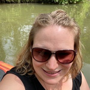 Meet your Posher, Erin